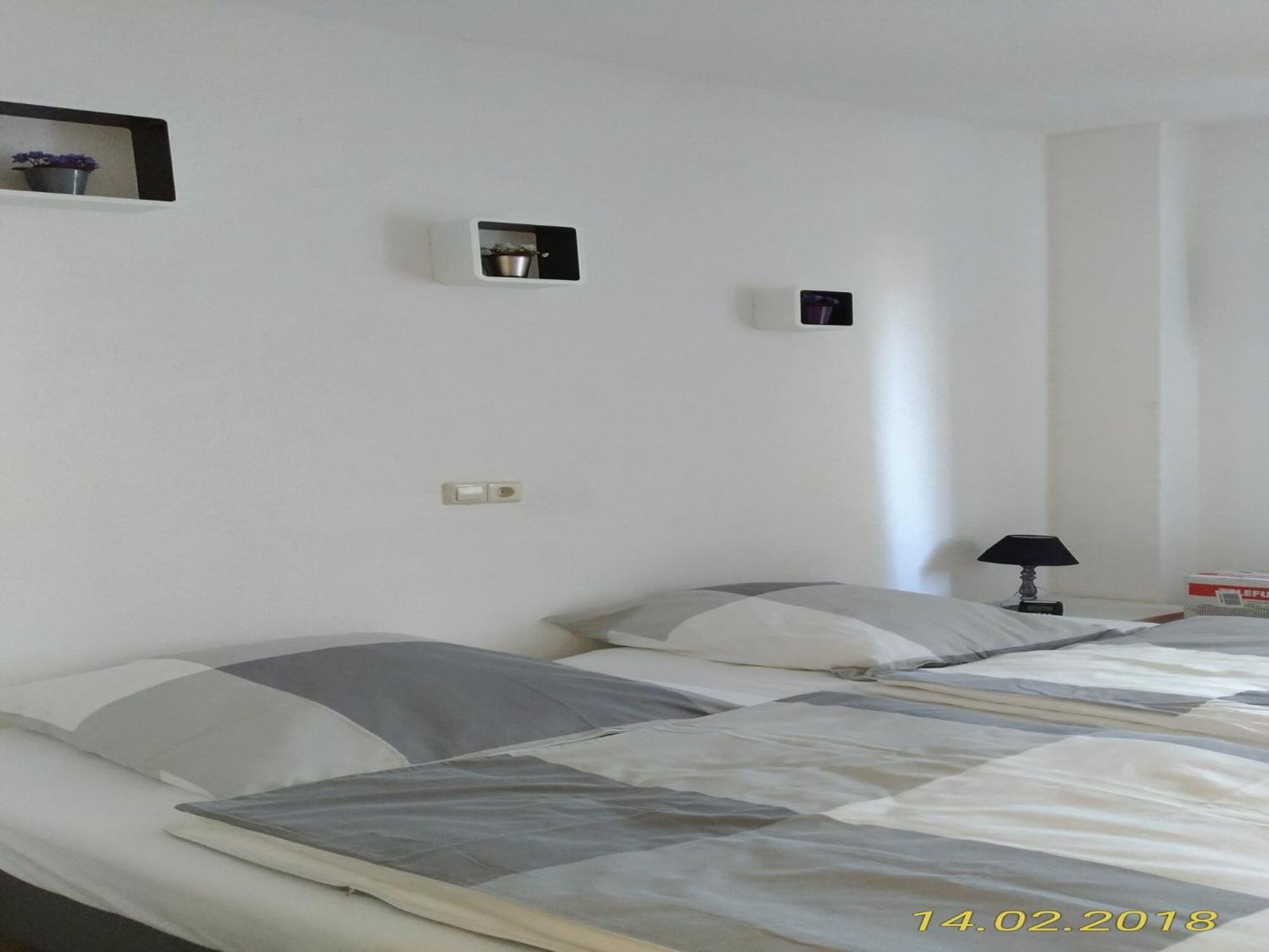 Fewo Reutlingen Metzstraße Zimmer foto