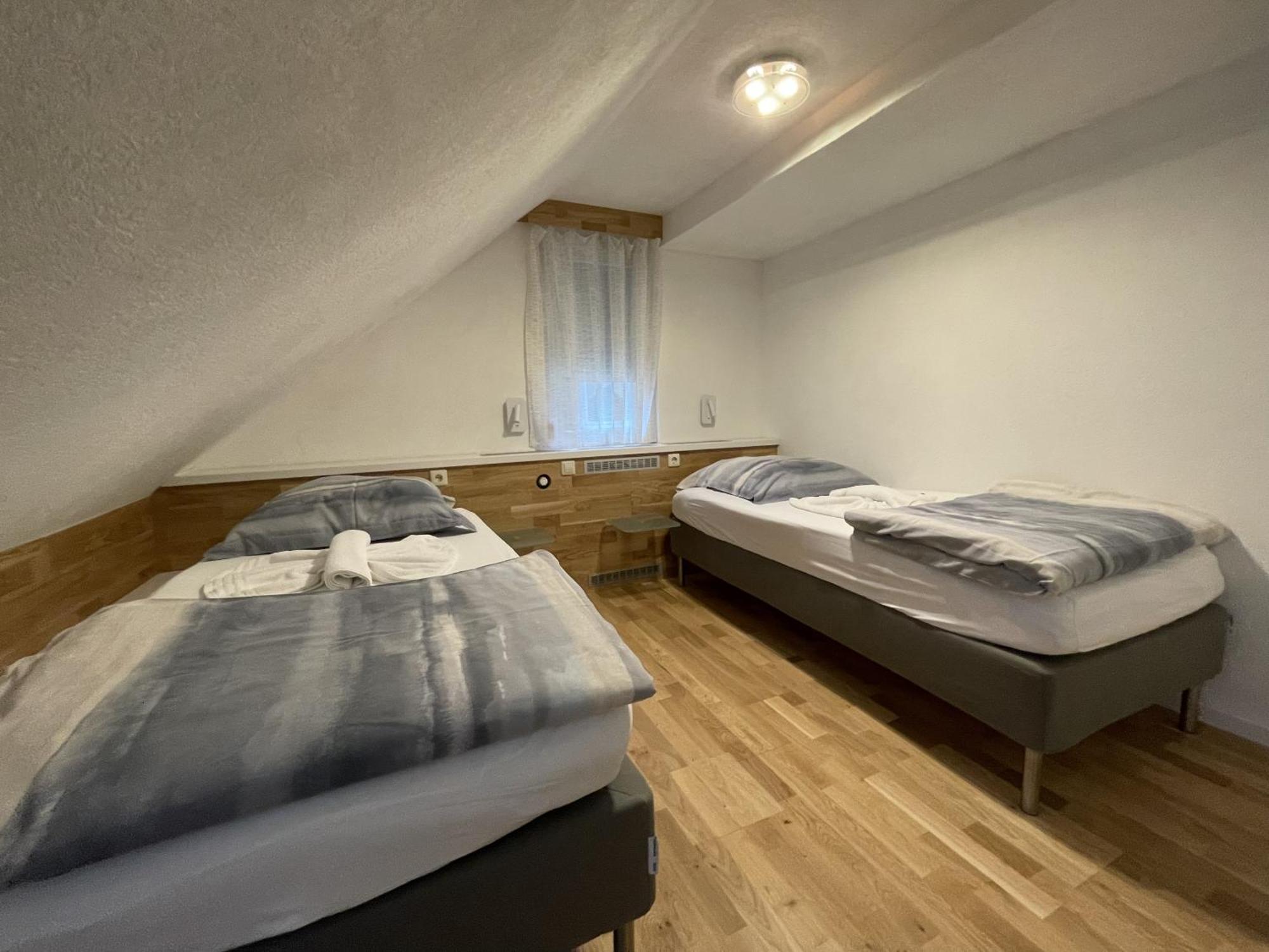 Fewo Reutlingen Metzstraße Zimmer foto